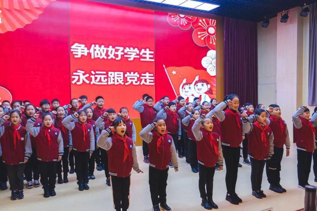滑动蓝色方块选关版