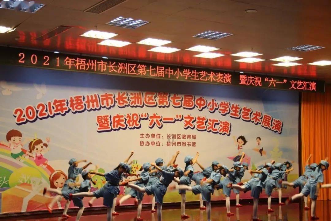 干性皮肤适合用哪类洗面奶?