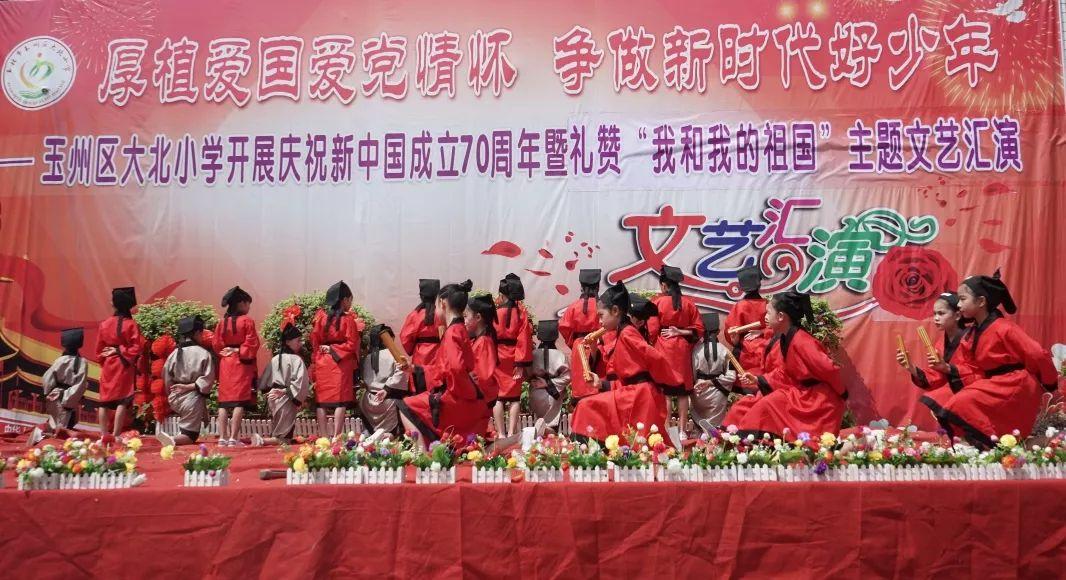 逃离森林湖畔