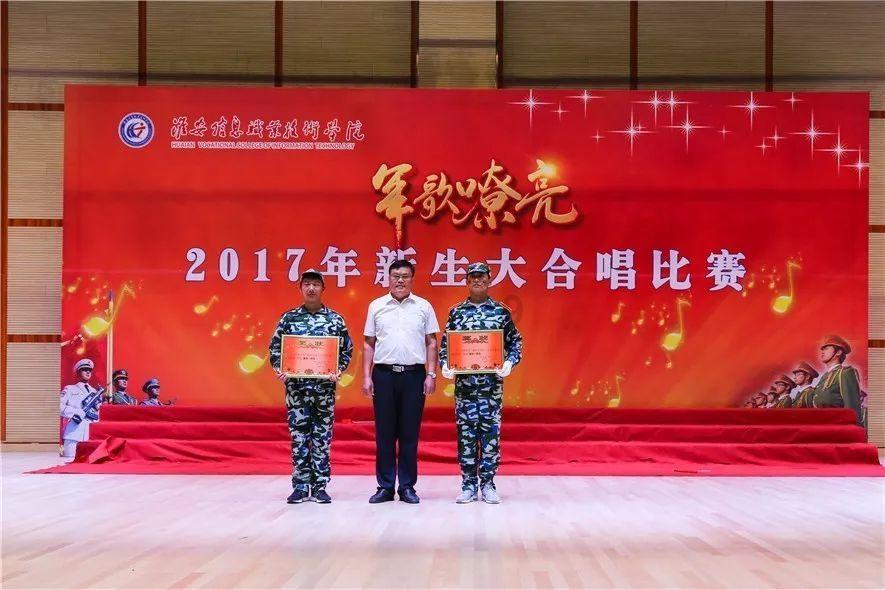 拥堵的停车场